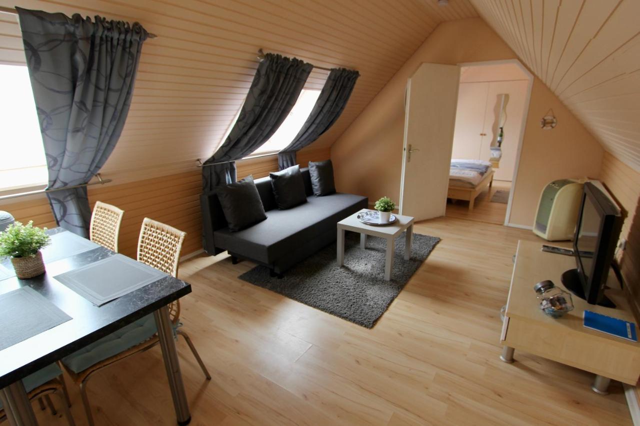Wunderschoen Zwischen Ortsausgang Und Waldesrand Gelegene, Schoene Apartments Herzogenrath Exteriér fotografie